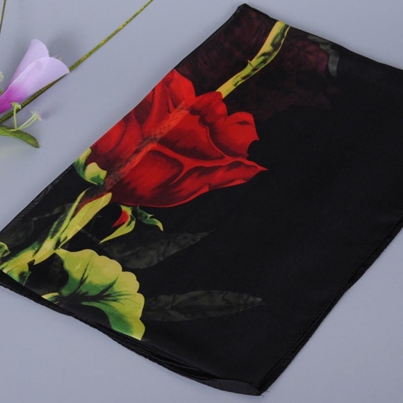 Black & Red Rose Chiffon Wrap Scarf Shawl - Picture 4 of 6